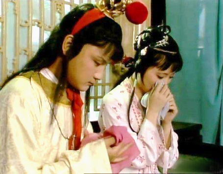 红楼最强文化舌战：杨贵妃的梗，到底戳痛了谁？