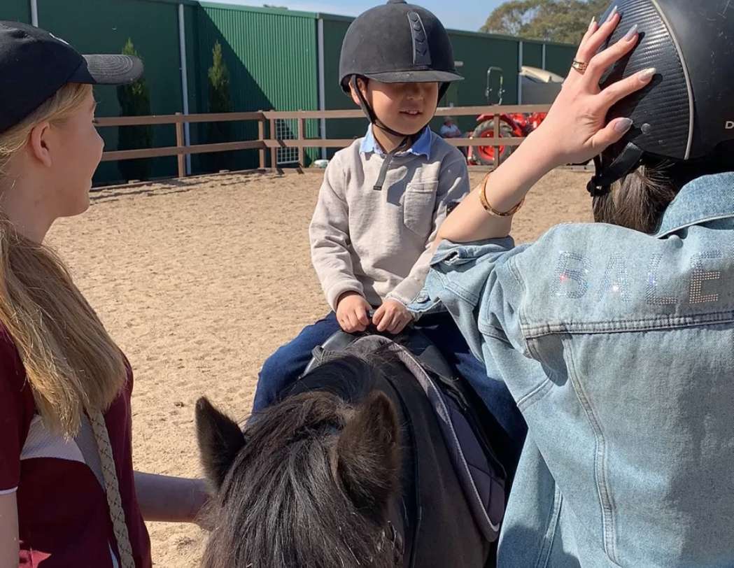 孩子上兴趣班学钢琴怎么样,孩子课外兴趣班太多有哪些坏处