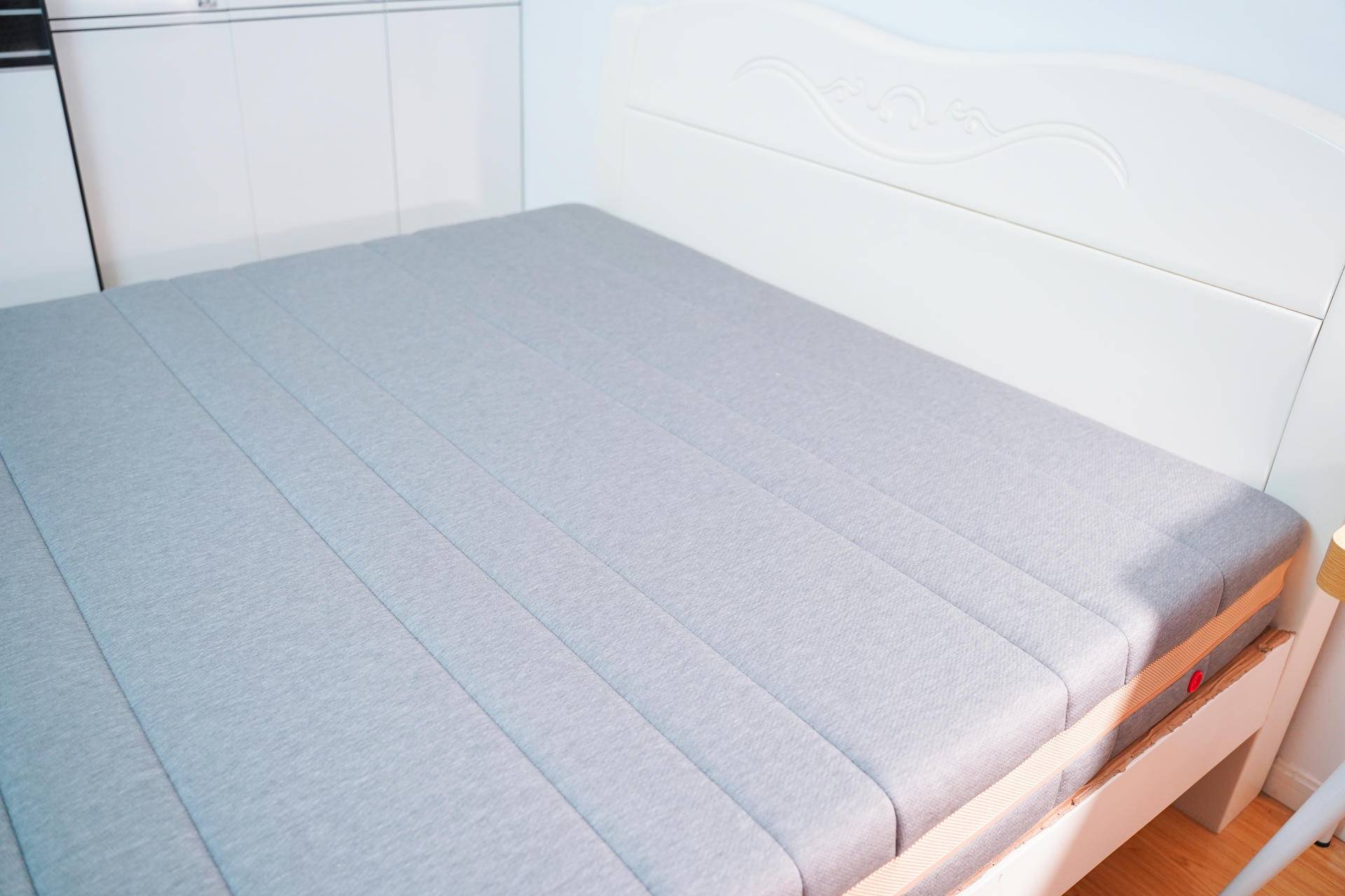 8h小金床垫有多重,8h8cm床垫评测