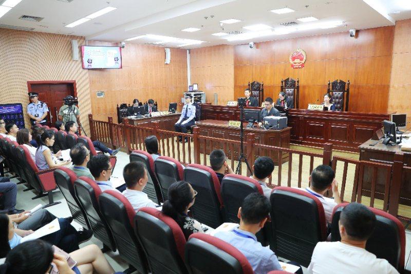 真假“鹿角巷”法庭激辩庭审全程5G+VR直播