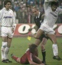 首位蝉联世界足球先生,历届世界足球先生前10名球员