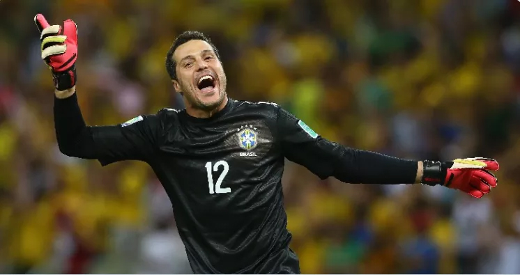 扑出梅西和c罗点球,扑出梅西任意球