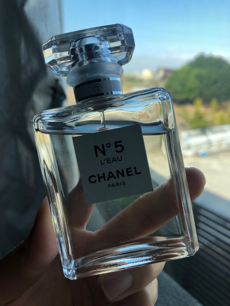 香奈儿5号香水哪款最好闻啊,香奈儿5号香水大家觉得怎么样