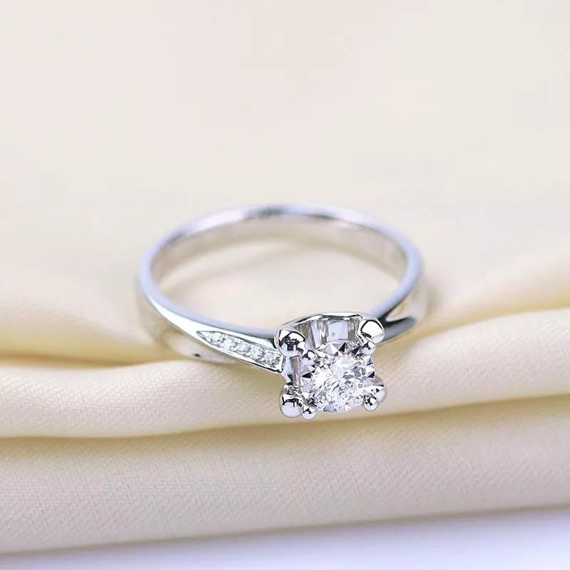 大牌拿我们当傻子吗！掉钻、变黑，智商税交了那么多年还不够？