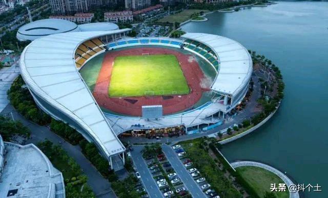 厦门蓝狮足球俱乐部重返中超,福建厦门蓝狮足球