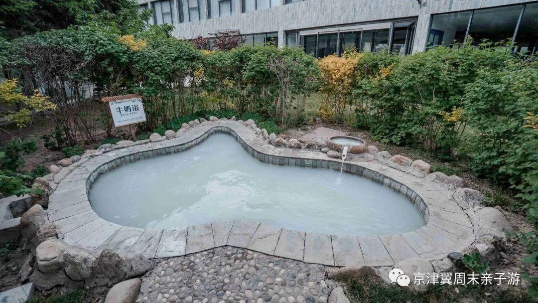 霸州日月潭温泉会馆介绍,霸州日月潭温泉攻略