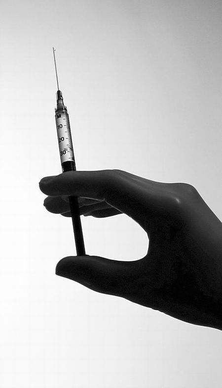 得了网球肘胳膊肘老是疼怎么办,打羽毛球胳膊肘疼是网球肘吗