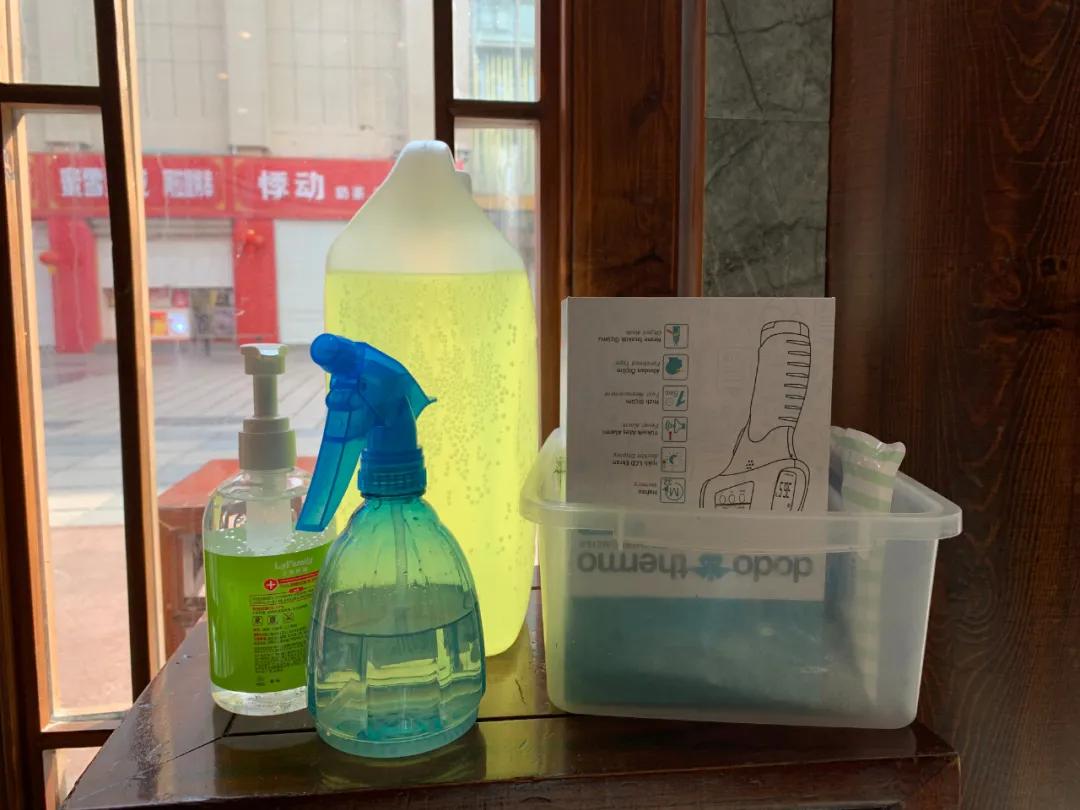 恢复堂食第一顿饭视频,恢复堂食第一天的感觉