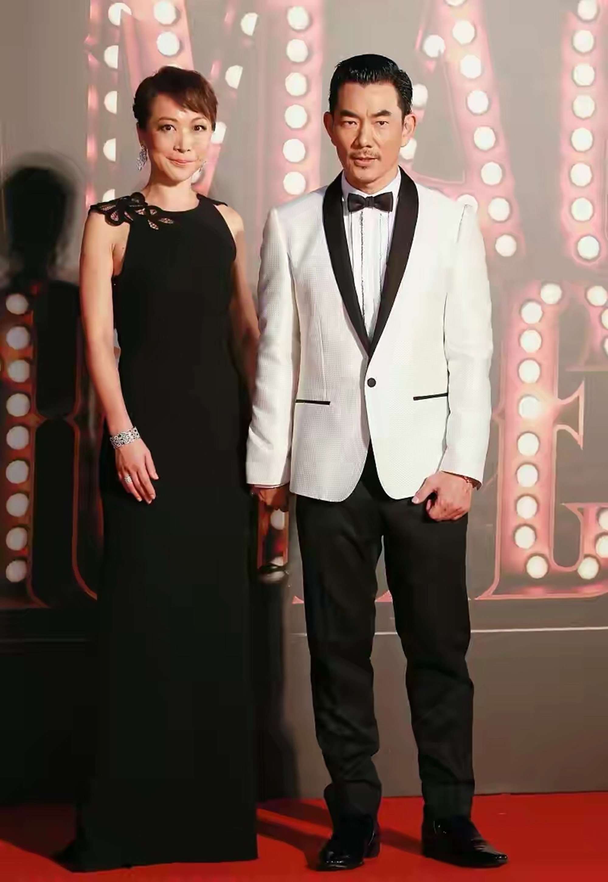 携手十多年恩爱夫妻集锦,恩爱多年明星夫妻