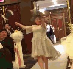 搞笑gif开心一刻单身也挺好,搞笑gif开心视频