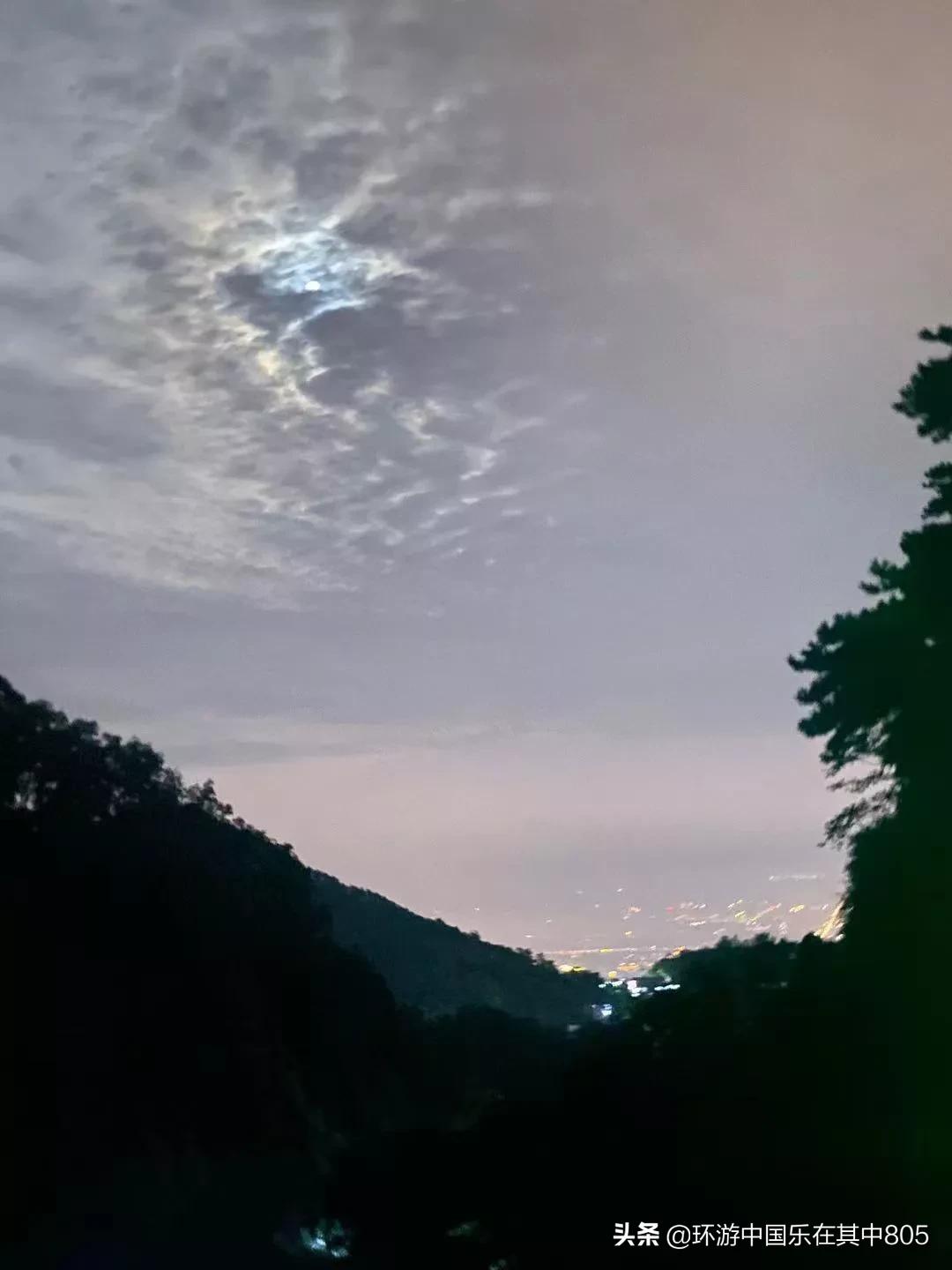 夜登泰山看日出攻略,夜爬泰山看日出后下山观景