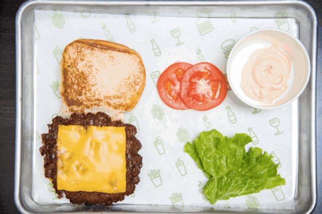 最正宗的纽约汉堡 (纽约神级汉堡在上海排队)