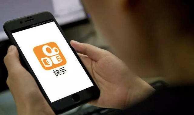 半年股价大跌80%，市值蒸发超1万亿！“短视频第一股”跌落神坛？