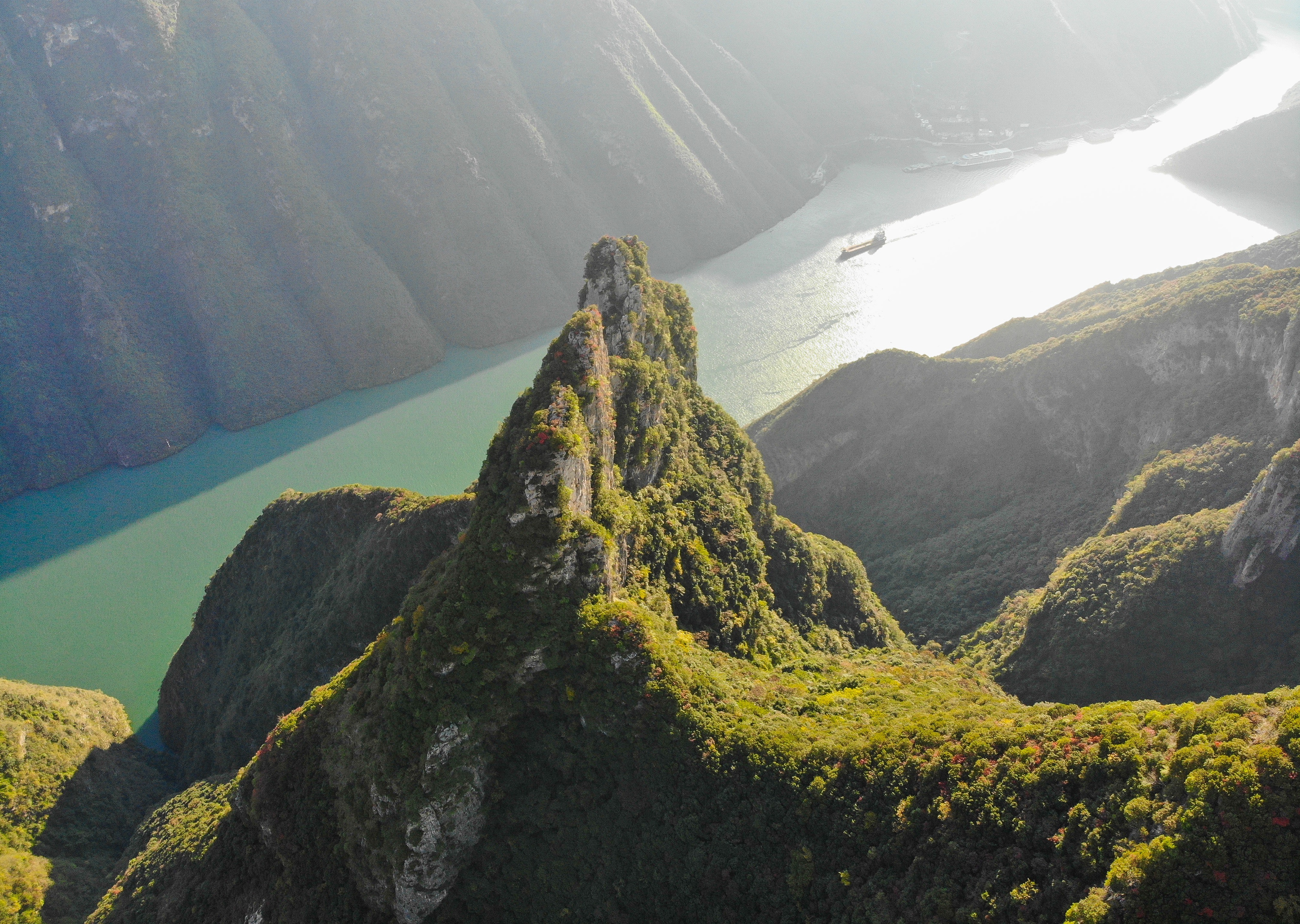 巫山山脉跨几个省,巫山阶梯分界线