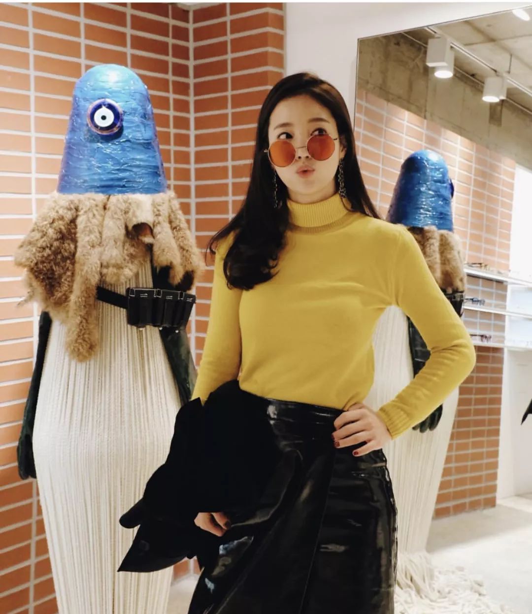 欧美时尚博主穿搭示范冬,韩系慵懒风冬季穿搭博主