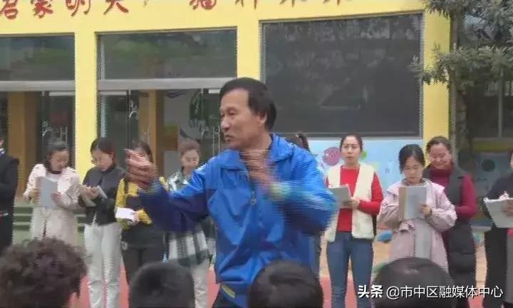 快乐足球快乐成长,快乐足球俱乐部主题活动