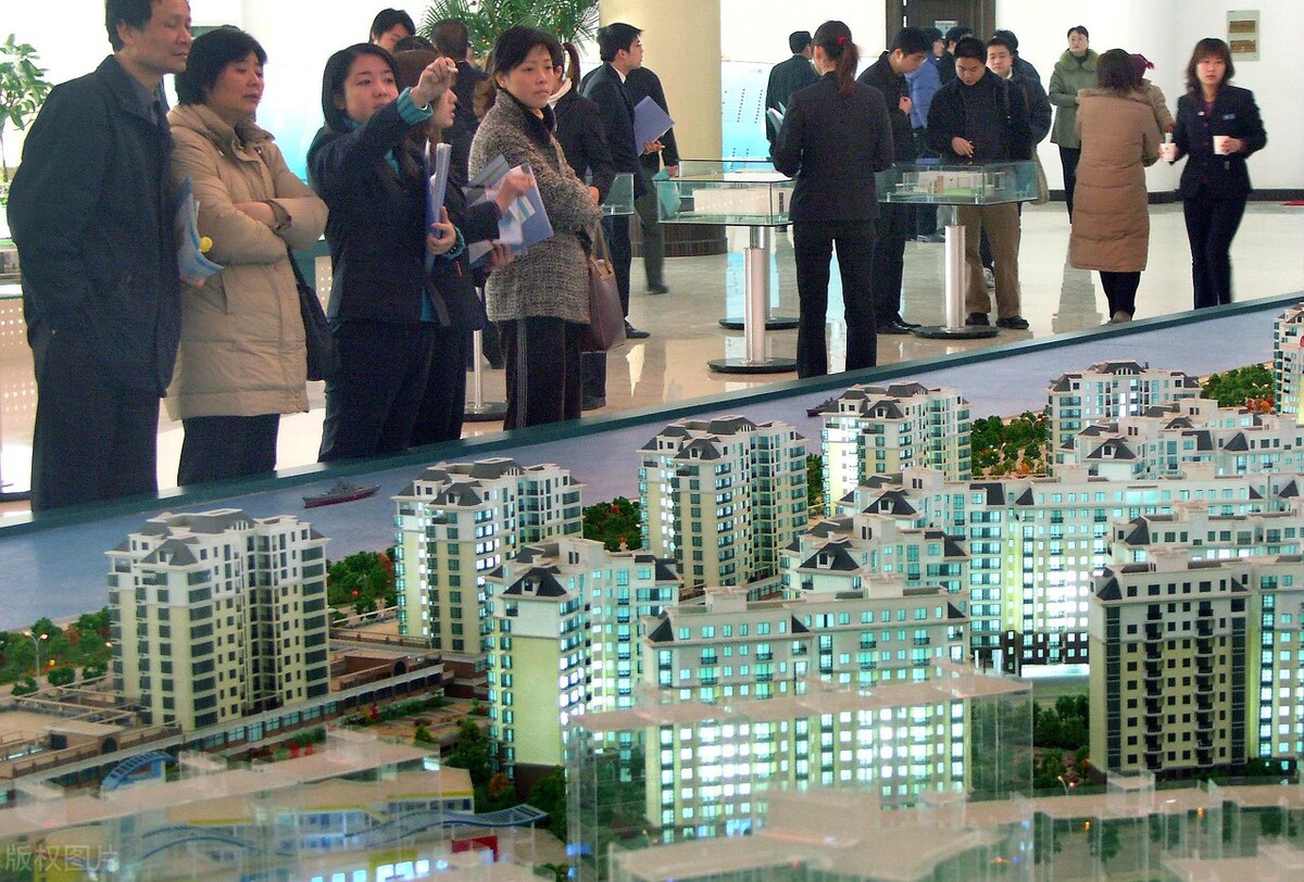 开发商资金链断裂的房子能买么,开发商房子烂尾还需要还房贷吗