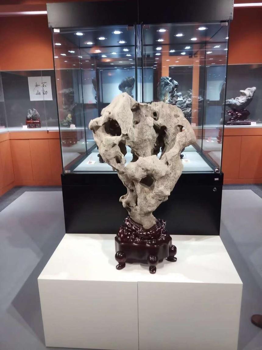 成交价最高的奇石是哪种,目前最高成交价的奇石