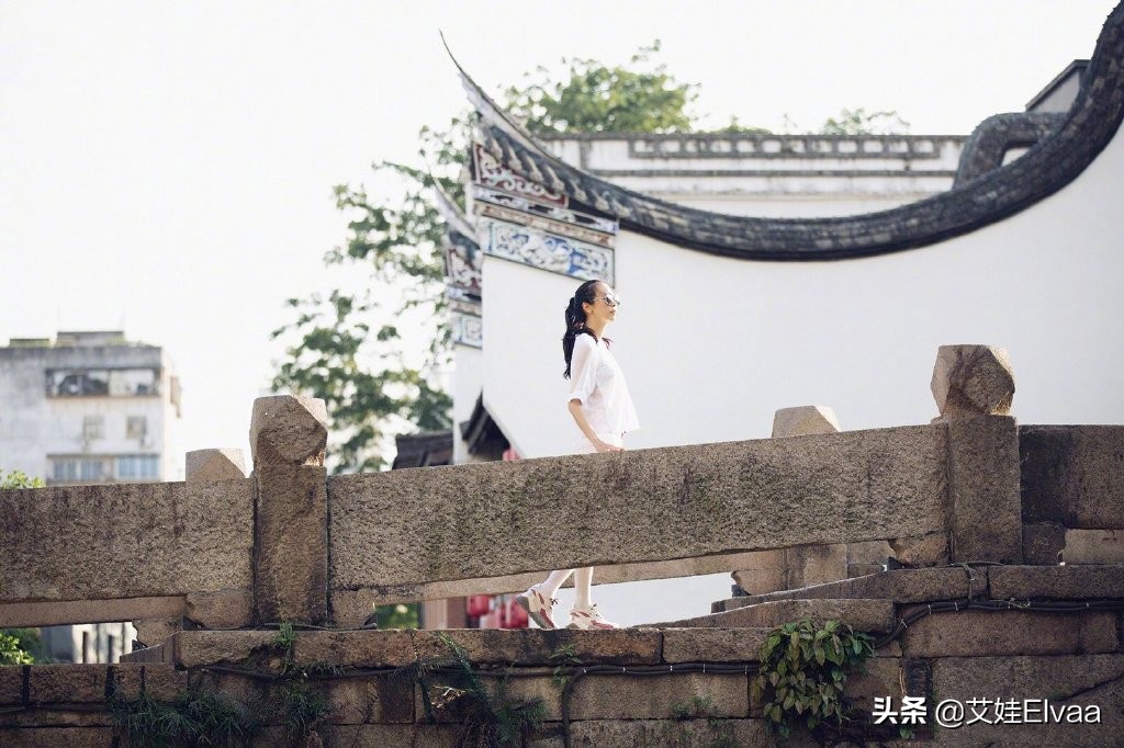 莫文蔚长腿造型,莫文蔚最新短裤