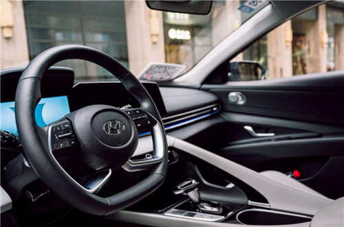 伊兰特有没有智能助手,第七代伊兰特支持无线carlife吗