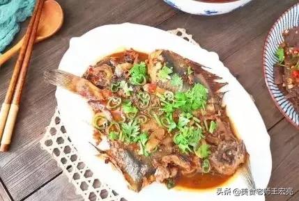 如何清蒸海鱼好吃又简单的做法,清蒸海鱼做法最正宗的做法