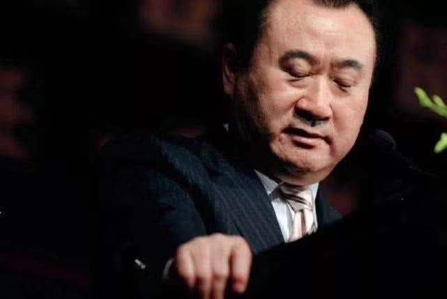 王思聪负债1.5亿，前女友雪梨一天销售额破3亿