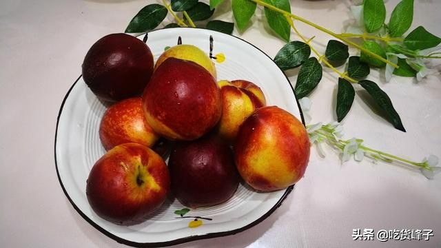 油桃怎么挑选好吃的,油桃的正确食用方法