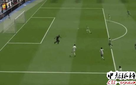 26岁上港教练1理论太超前：中国球员打足球游戏好处多