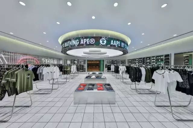 aape潮牌工厂店,aape北京店铺
