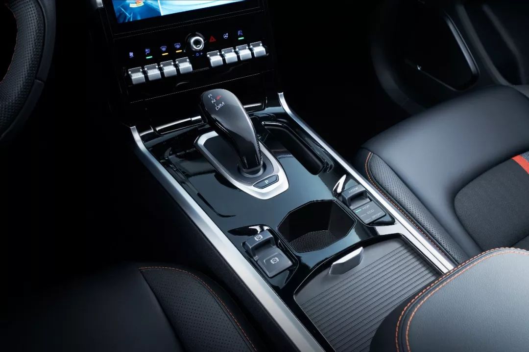 10.89万哈弗H4Pro,凭啥敢说运动?两点体验不得不说