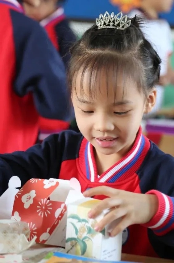 58个孩子、扎根农村的校长、企业女高管……因为六一他们聚在一起