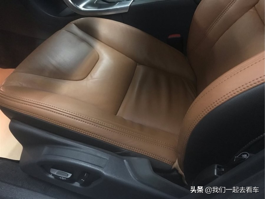 朋友花了21万买了这辆车,十万左右买沃尔沃s60二手车价格