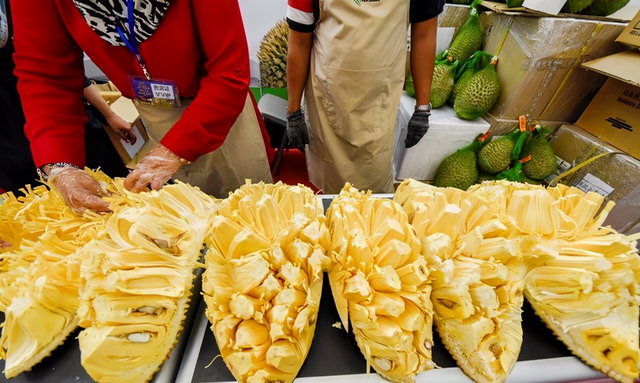 买菠萝蜜时，论斤买好还是论盒买好？甜度差别大，别再瞎买了