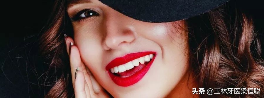 门牙缺损瓷贴面,牙缝大牙齿瓷贴面步骤全过程