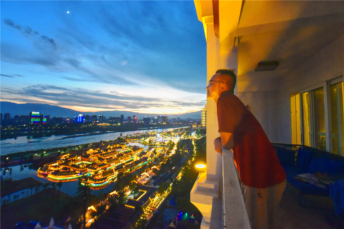 西双版纳最值得打卡的酒店，位于告庄西双景，吃住玩乐样样都棒