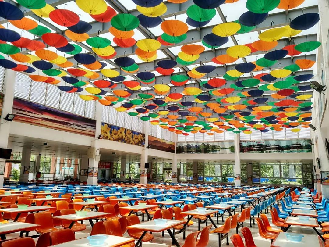 成都的大学豪华宿舍,成都好看的大学宿舍