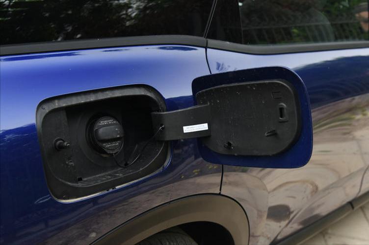 凡尔赛c5x和思域谁安全,凡尔赛c5x对比cx4百公里加速