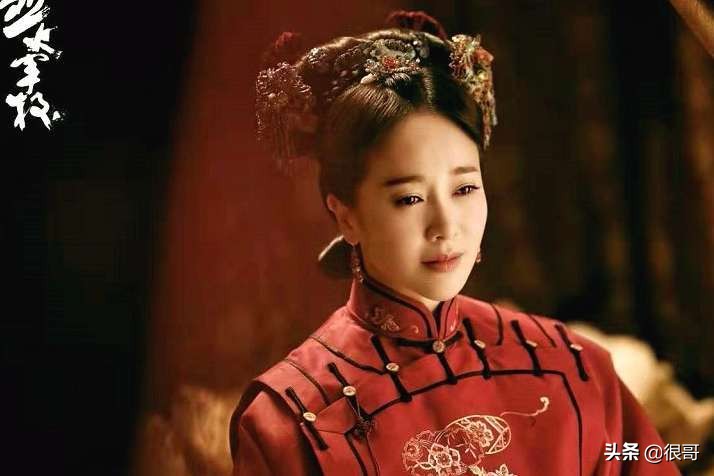 烈火军校吴佳怡简历,烈火军校中吴佳怡