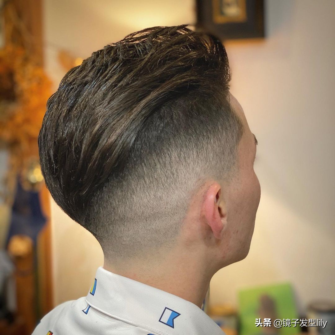 男生自己推两侧头发成寸头,新手剪男发怎么剪层次