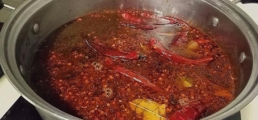 卤鸭脖如何让肉质很紧致,正宗鲜卤入味鸭脖