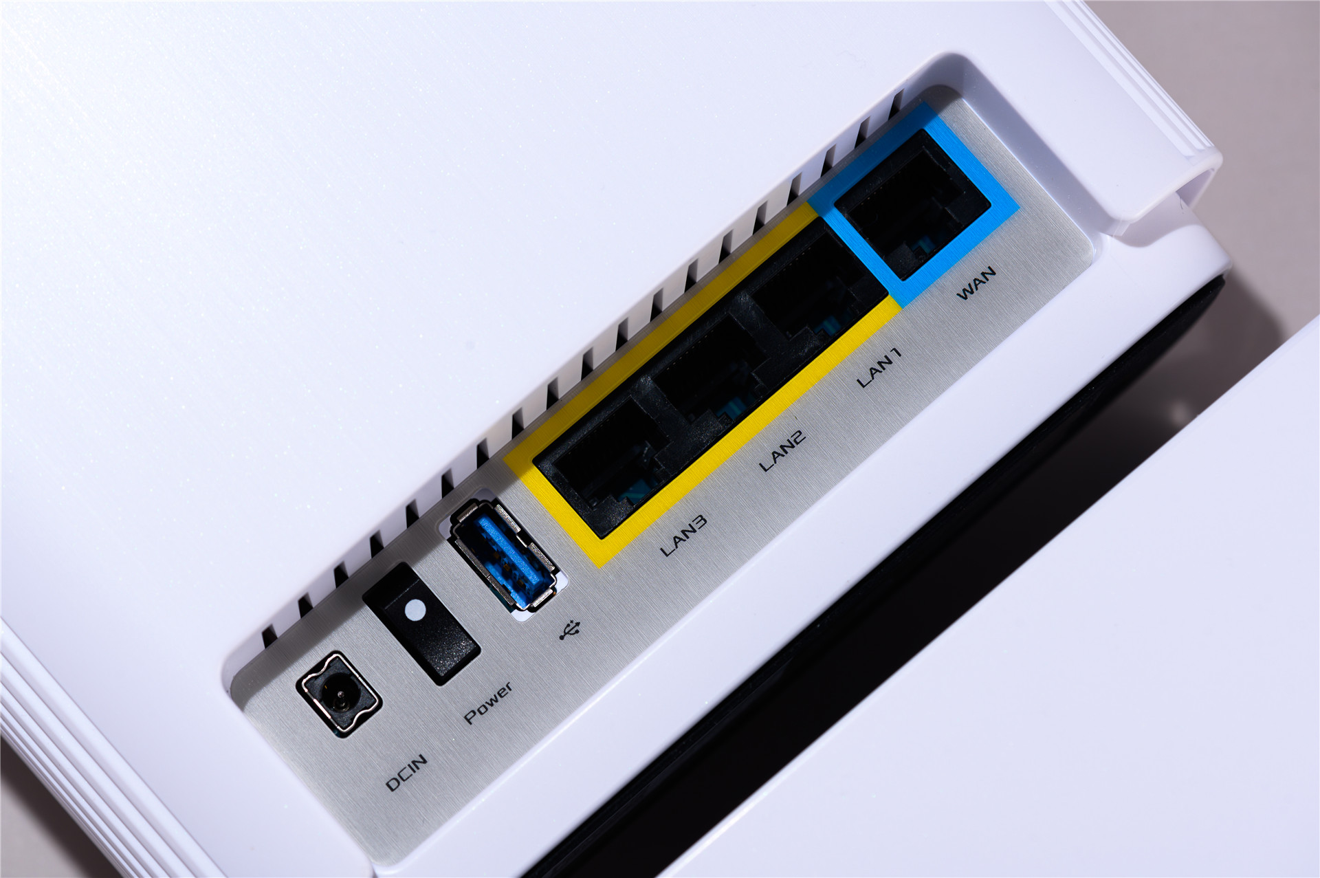 华硕灵耀u3000评测,华硕灵耀ac3000锐捷星耀m32