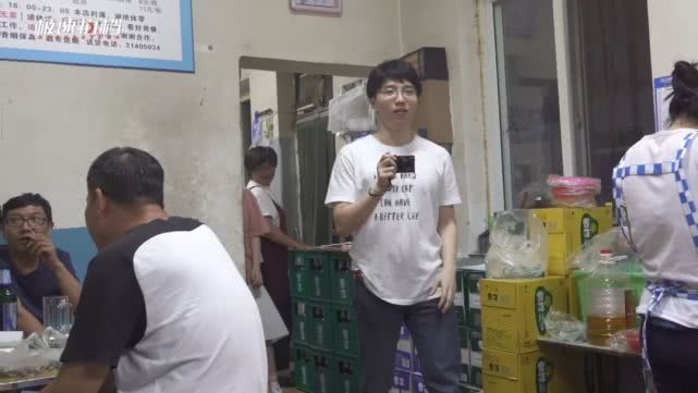 男士加油站女人美容院,男人加油站女人美容院是什么广告