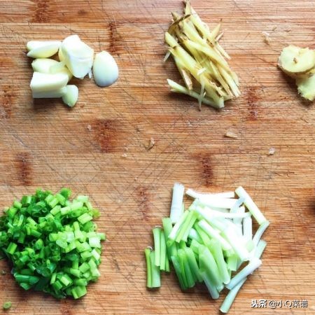 干锅鱼头家常做法简单又好吃,干锅鱼头的做法大全图解窍门