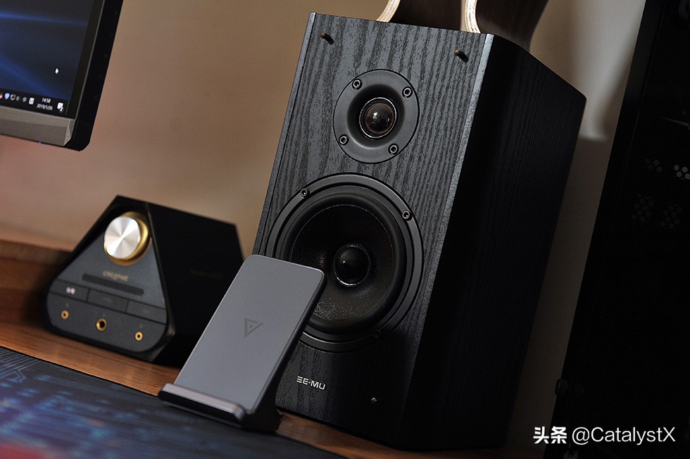 又是爬坑的一年—2018年里一路折腾过来的主力机桌面展示