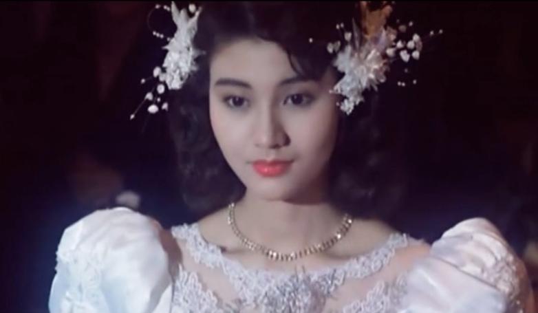 香港首任港姐19岁嫁入豪门,18岁港姐嫁豪门