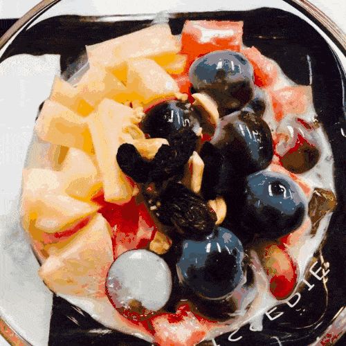 小编探店巴黎贝甜,小编探美食