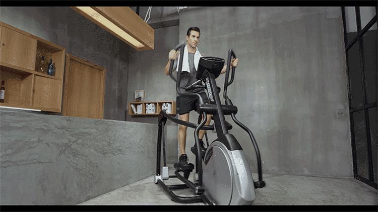 椭圆机和跑步机哪个对膝盖损伤小,椭圆机与动感单车哪个不伤膝盖