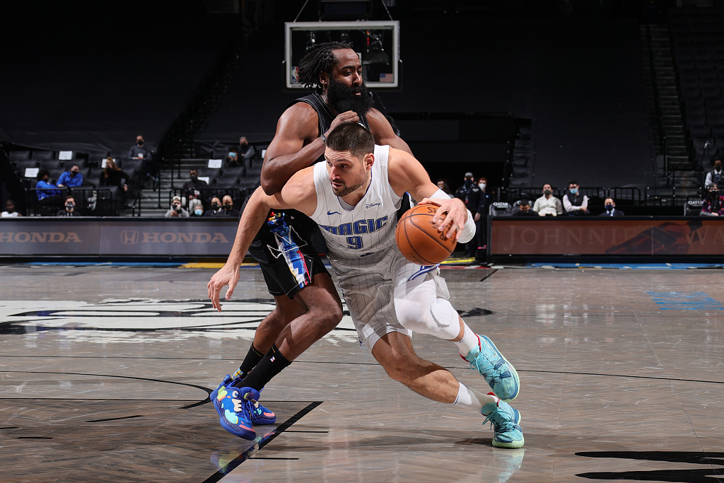 哈登佩服欧文时刻,哈登引以为傲