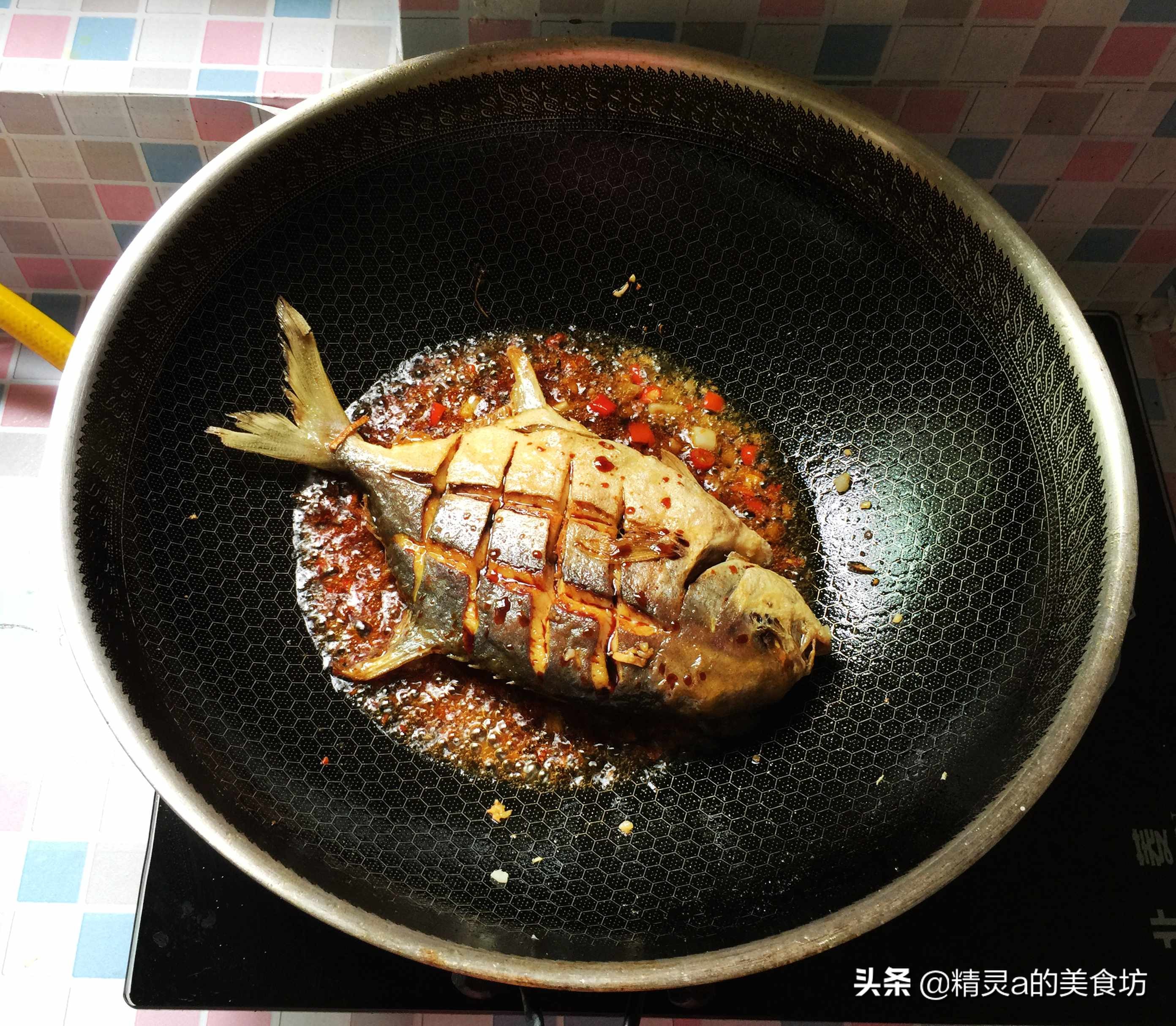 鲳鱼这么烧绝对够味简单又快捷,鲳鱼怎么煎好吃又不粘锅