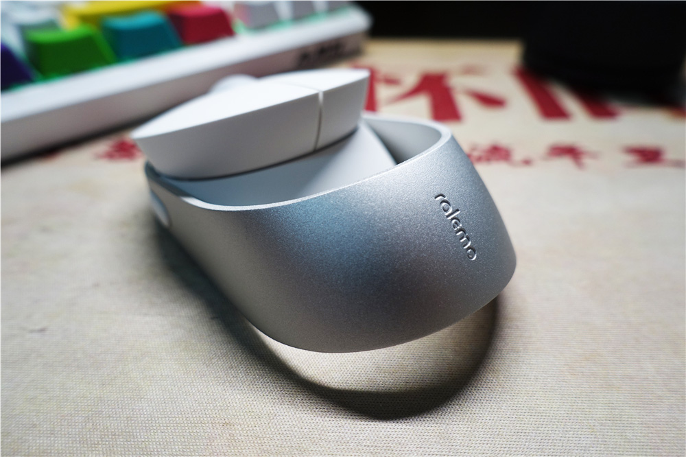 雷柏蓝牙鼠标3.0和4.0的区别,便携雷柏无线充电鼠标套装体验